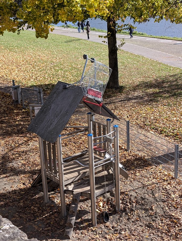 Spielplatz Dicker Turm