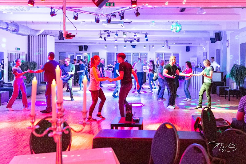 Tanzstudio Hip-Twist GmbH
