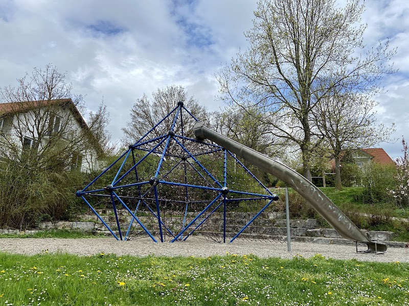 Spielplatz (Spinnennetz)