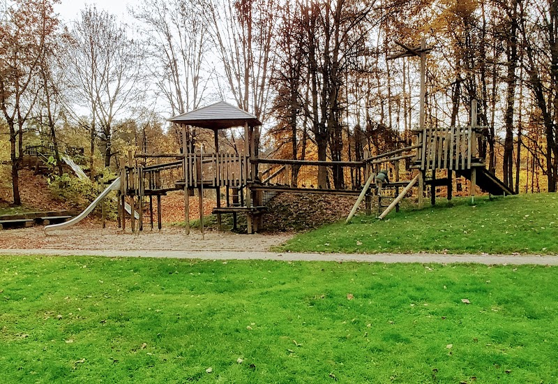Spielplatz an der Schule