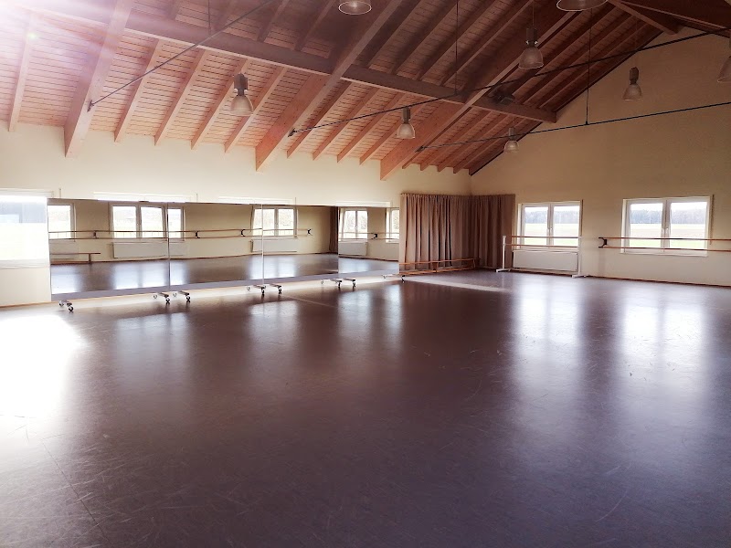 Dance about you - die Tanzschule mit Herz, speziell für Kinder und Jugendliche